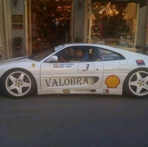 Meet your Posher, Maurice